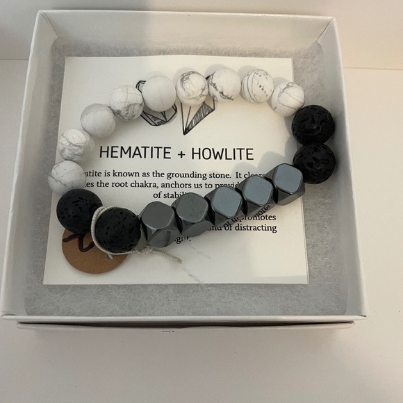 Bracelet - Picture 1 of 1